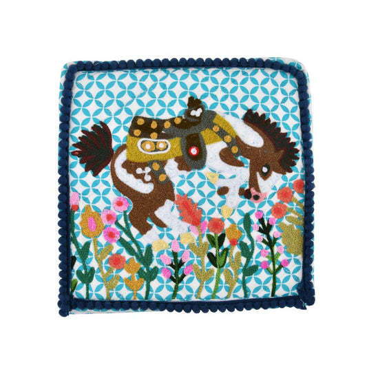 BUCKING HORSE POT HOLDER 8x8
