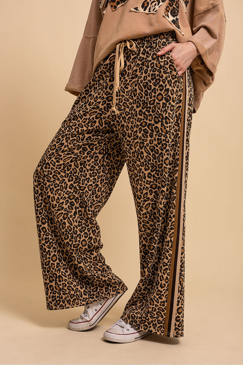 Bluevelvet Leopard Knit Wide-Cut Pull-On Pants – Women's Boutique Lounge Pants