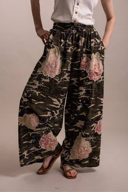 Bluevelvet Camo Print Flower Wide-Leg Pants for Women