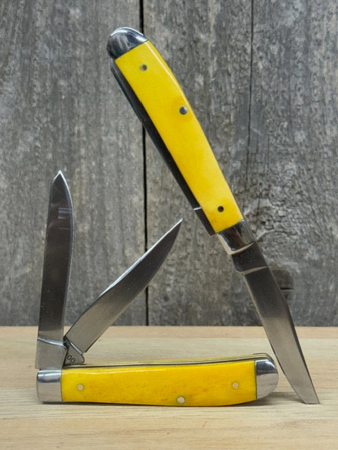Moore Maker - 3.5" Yellow Bone Trapper Pocket Knife