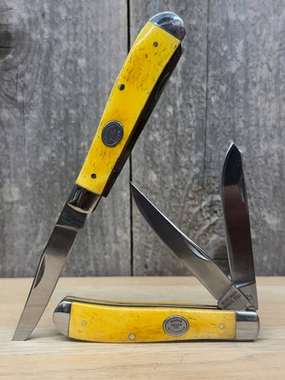Moore Maker - 3 7/8" Yellow Bone Trapper Pocket Knife